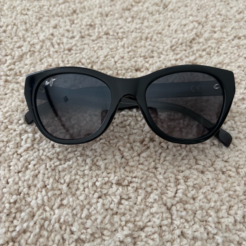 Maui Jim Black Oversized Cat Eye Sunglasses